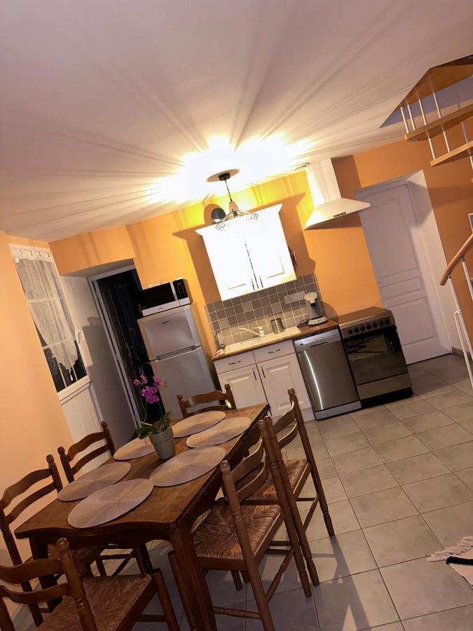 Gite La Grande Racinaie Cre-sur-Loir エクステリア 写真