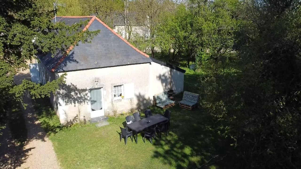 Gite La Grande Racinaie Cre-sur-Loir エクステリア 写真